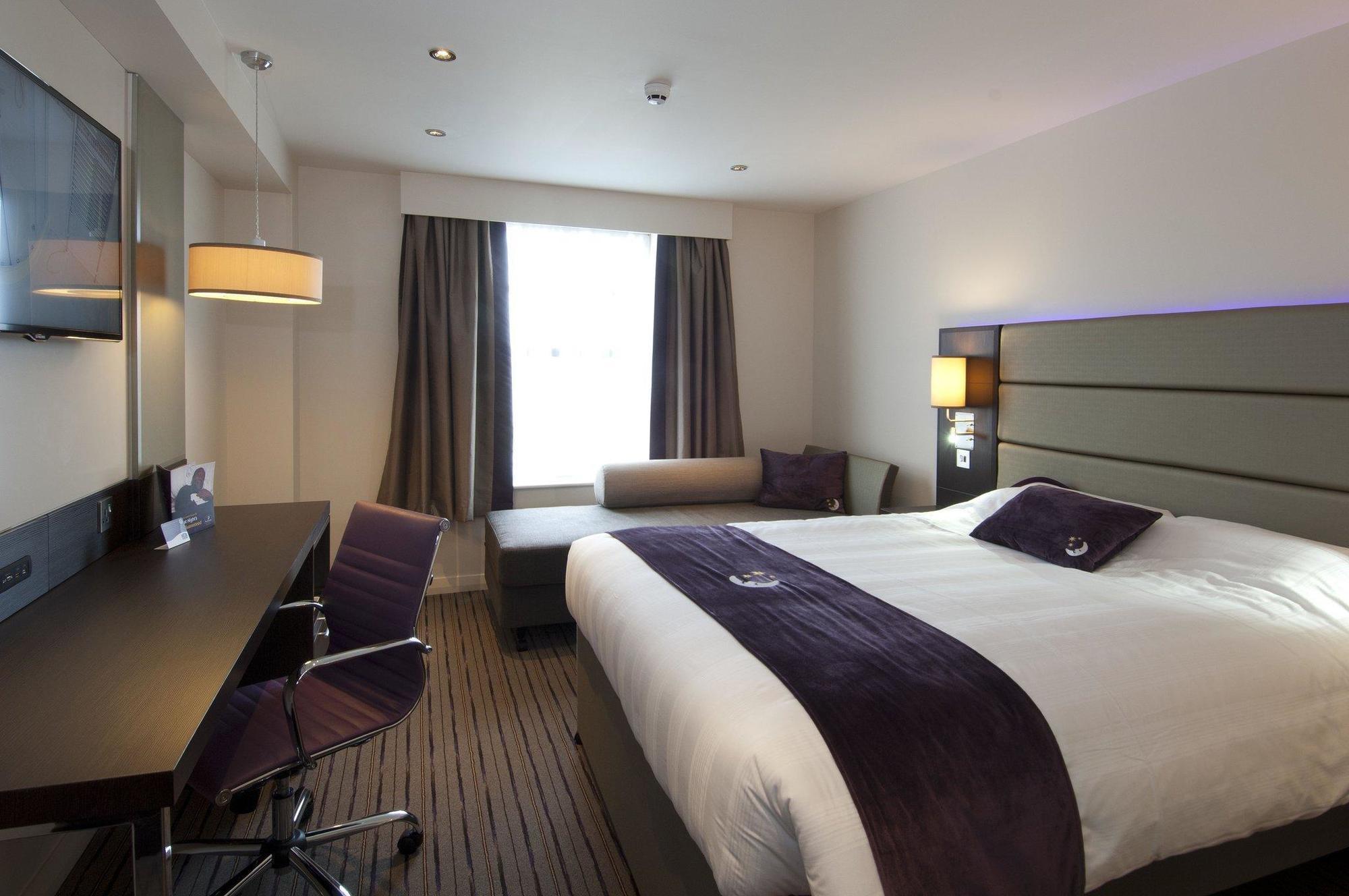 Premier Inn Worcester City Centre Exterior foto